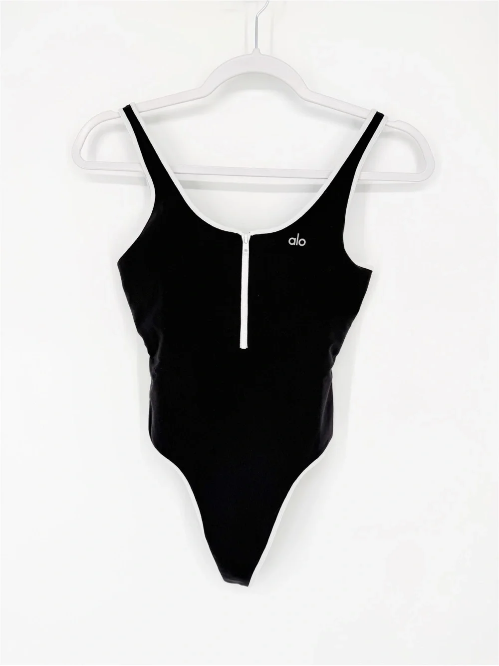 ALO NWOT Supernova Bodysuit Black/White XS